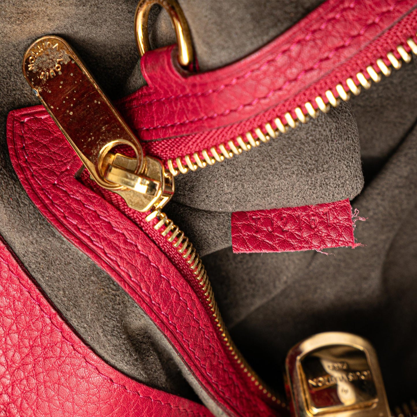 Louis Vuitton Monogram Mahina Cirrus PM