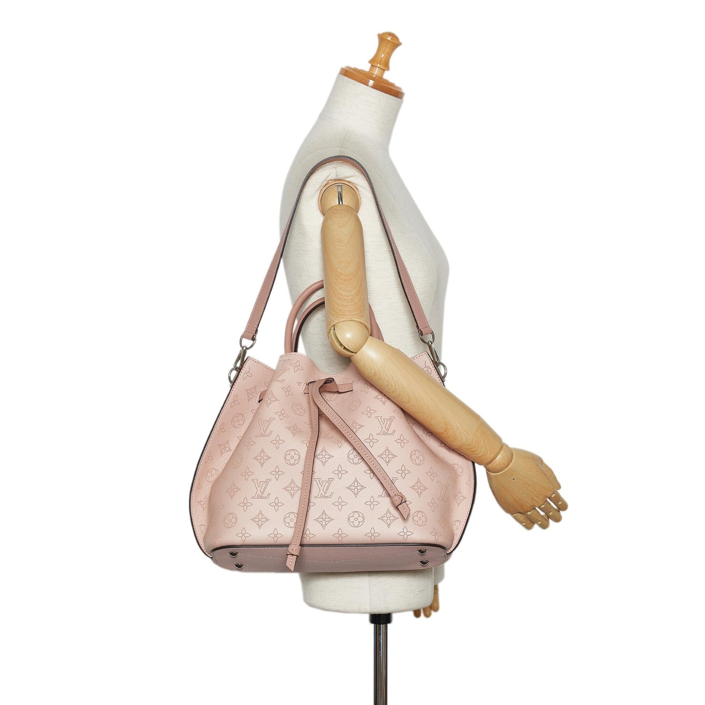 Louis Vuitton Monogram Mahina Girolata (SHG-r3QnXw)