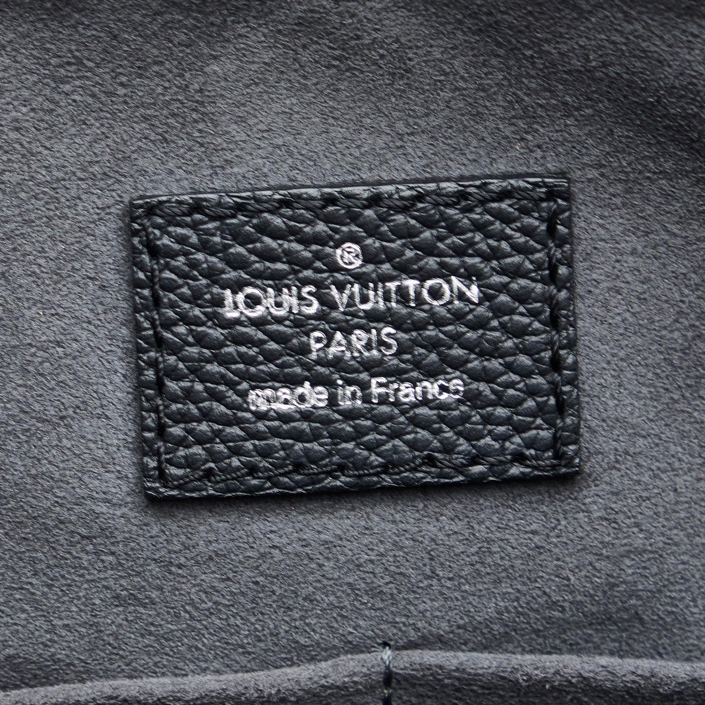 Louis Vuitton Monogram Mahina Haumea (SHG-Yf1ZBJ)