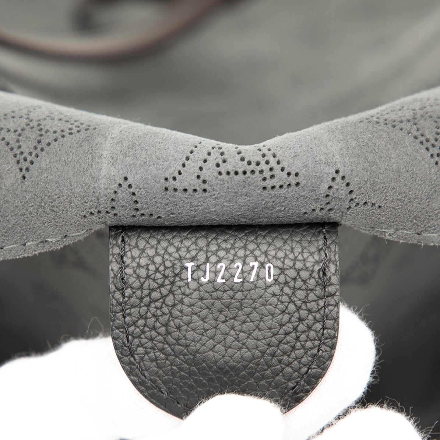 Louis Vuitton Monogram Mahina Hina MM