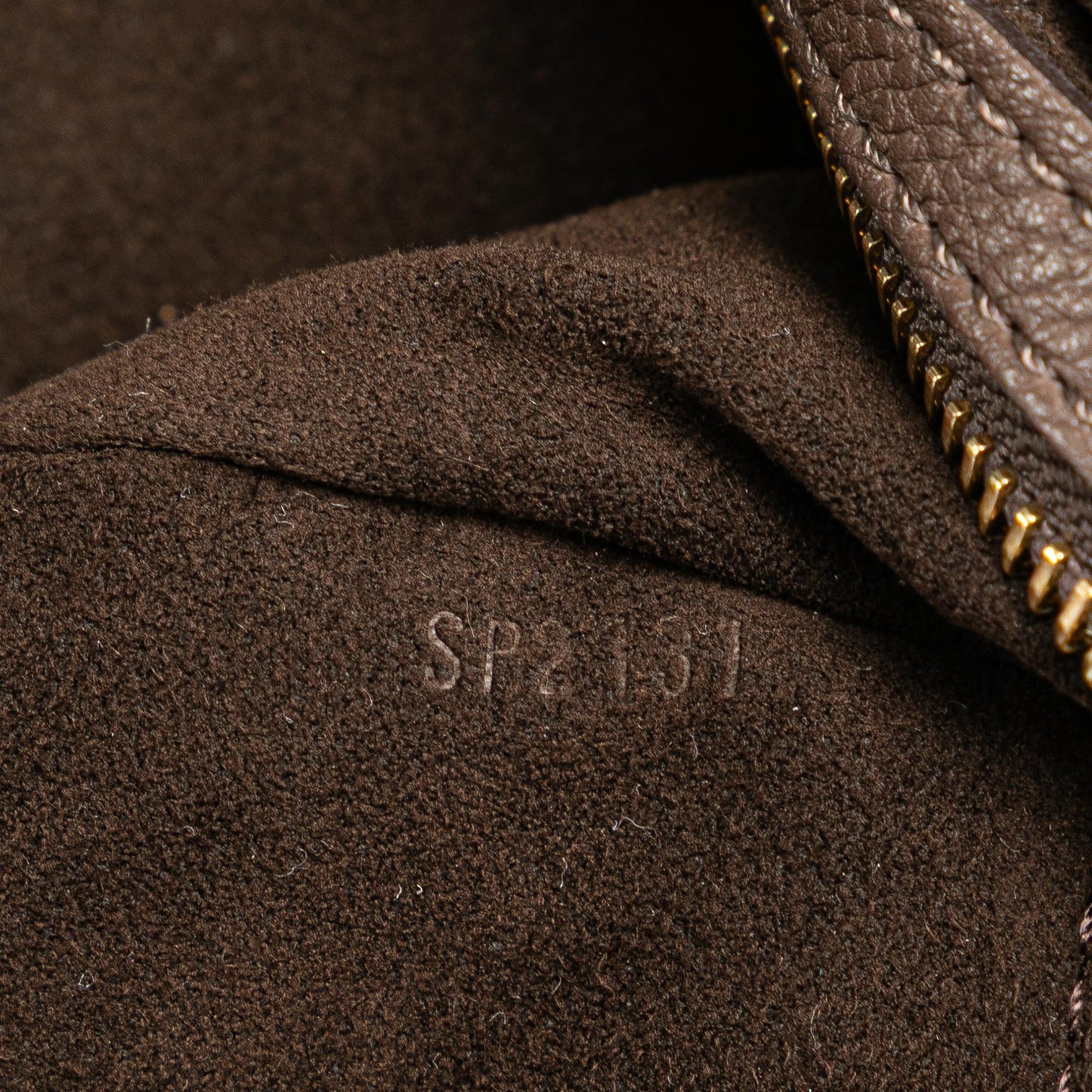 Louis Vuitton Monogram Mahina L Hobo