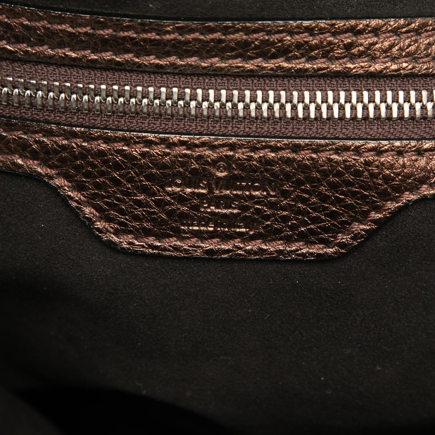 Louis Vuitton Monogram Mahina L Hobo