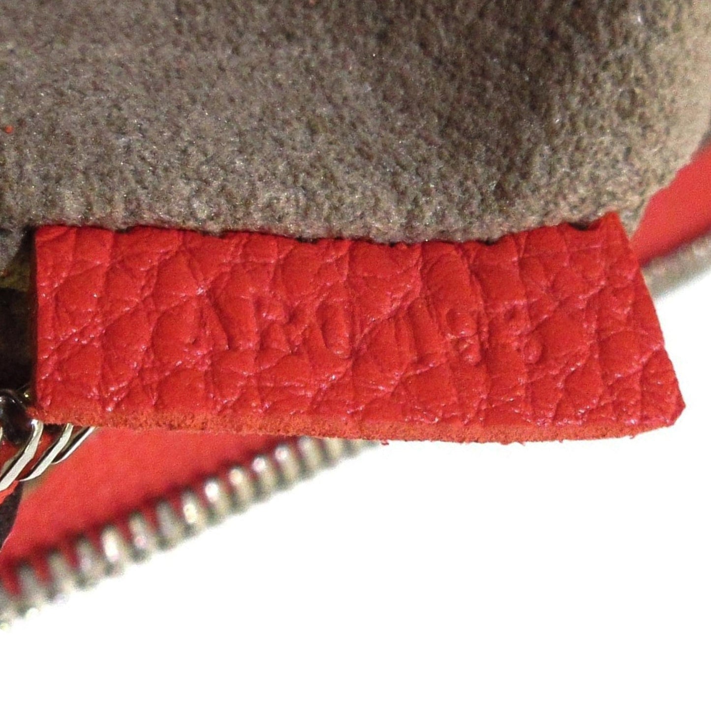 Louis Vuitton Monogram Mahina Selene MM (SHG-c2FGVI)