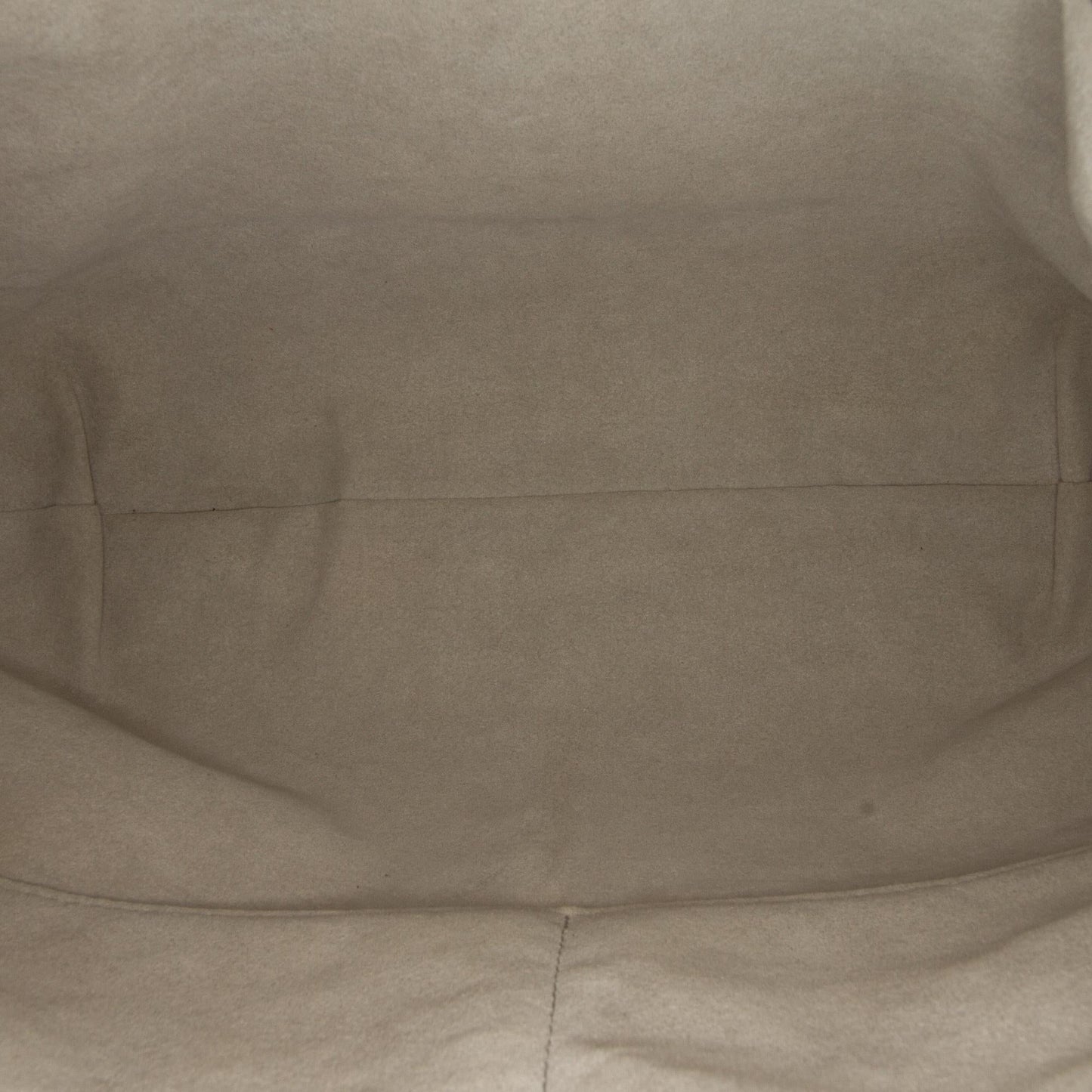 Louis Vuitton Monogram Mahina Selene PM (SHG-G3UWpi)