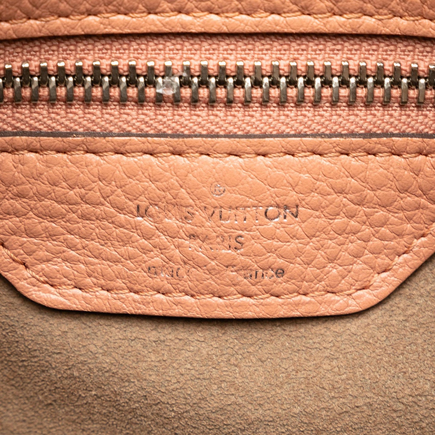 Louis Vuitton Monogram Mahina Selene PM (SHG-uTPU0I)