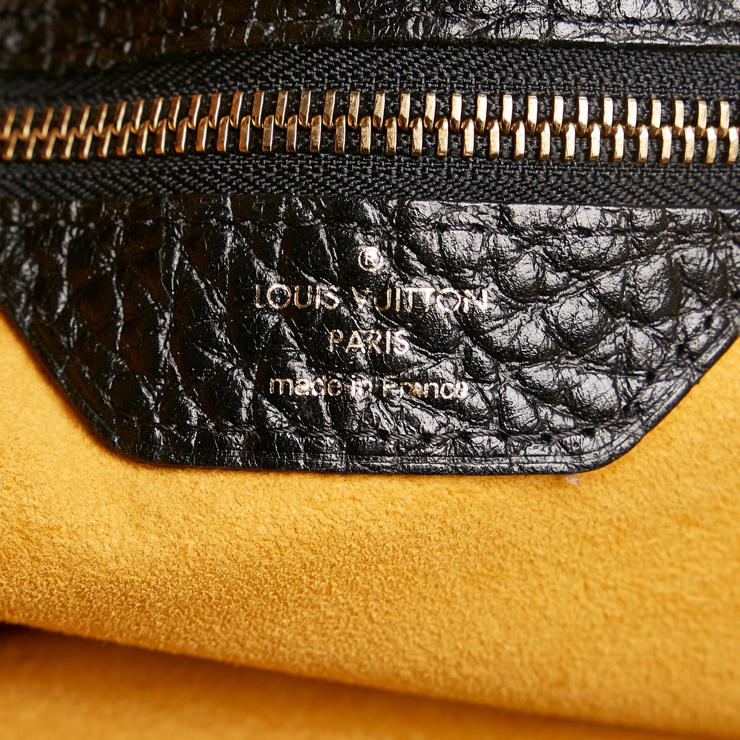 Louis Vuitton Monogram Mahina XL (SHG-36295)