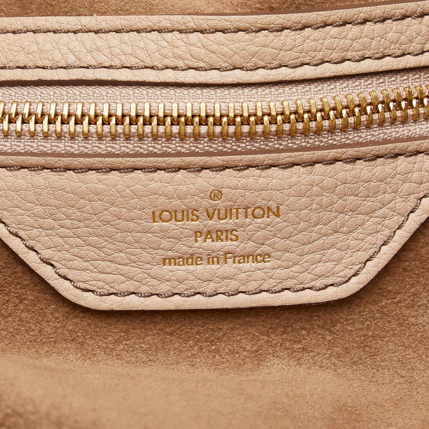 Louis Vuitton Monogram Mahina XL (SHG-QqLZP9)