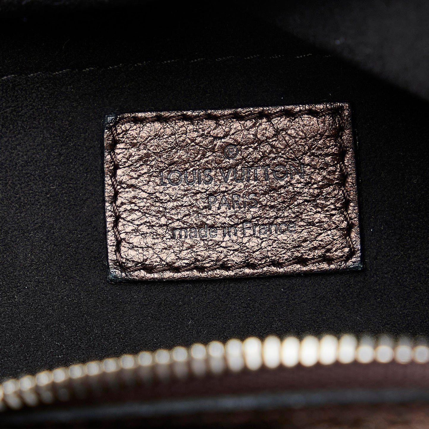 Louis Vuitton Monogram Mahina XS (SHG-V8YNNW)