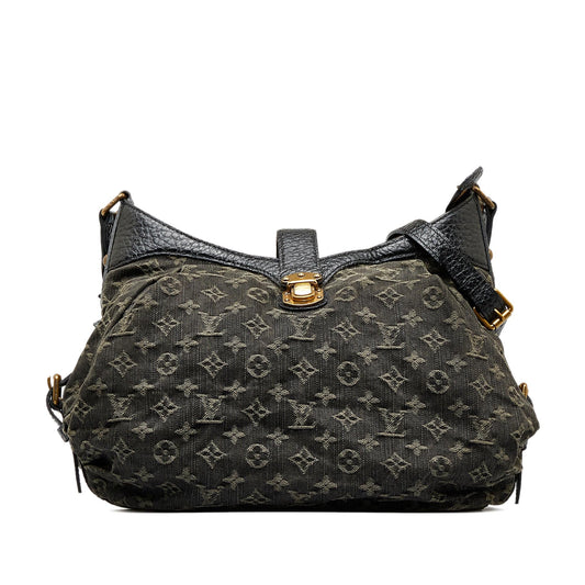 Louis Vuitton Monogram Mahina XS (SHG-XuZRDO)
