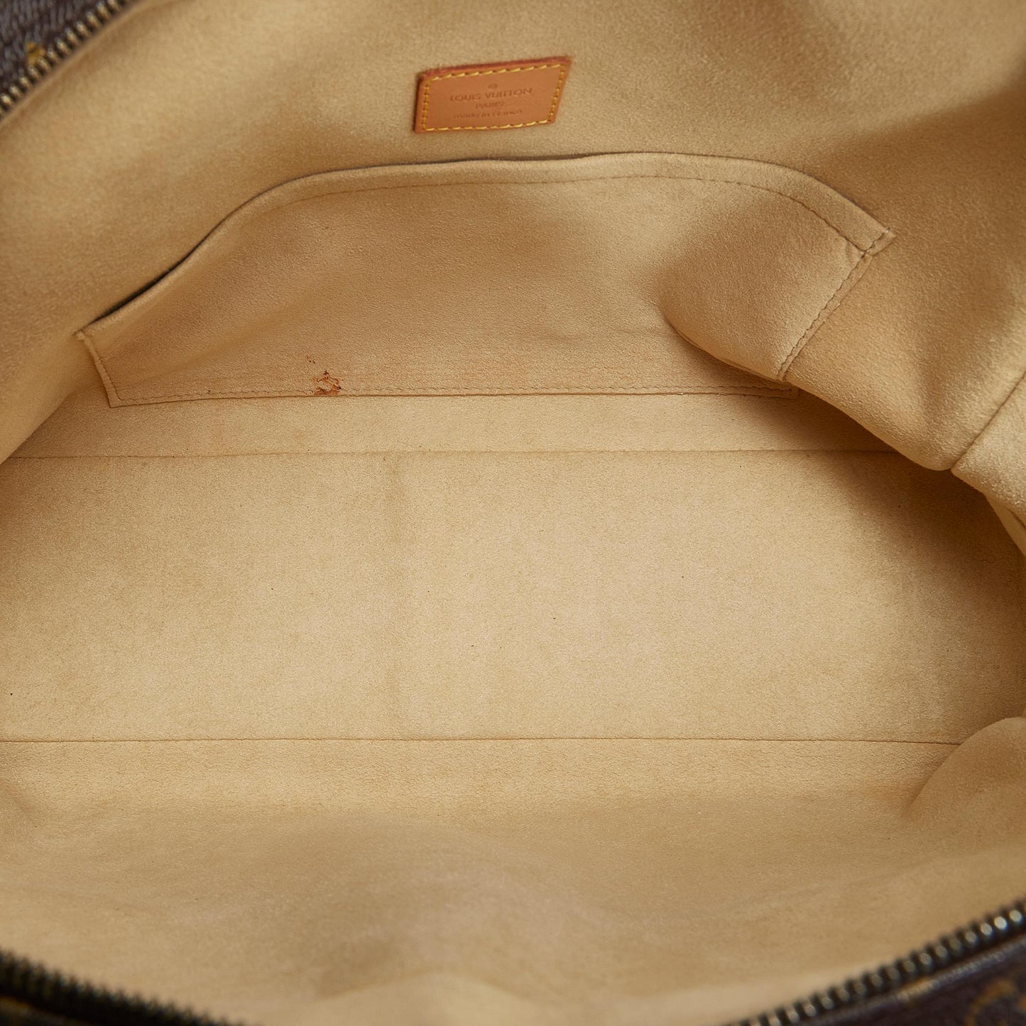 Louis Vuitton Monogram Manhattan GM (SHG-BZf3HU)