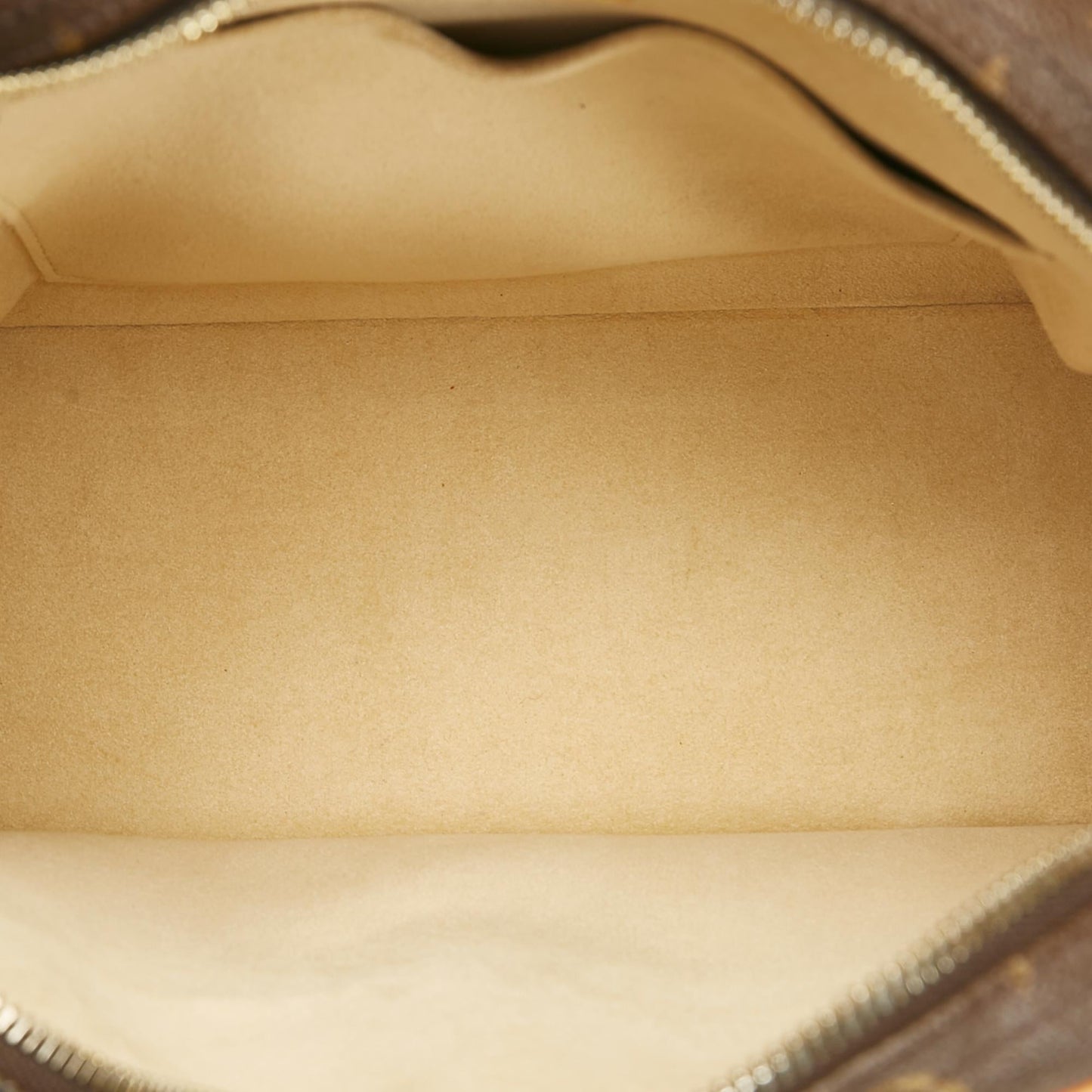 Louis Vuitton Monogram Manhattan PM (SHG-37980)