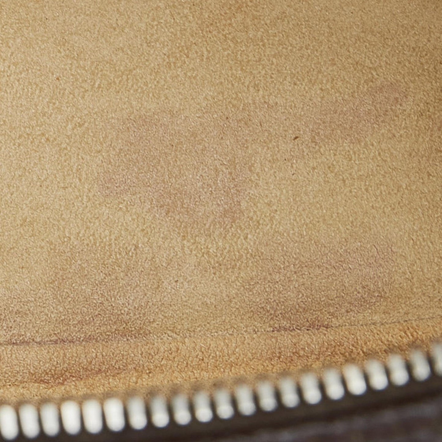 Louis Vuitton Monogram Manhattan PM (SHG-VrHjdB)