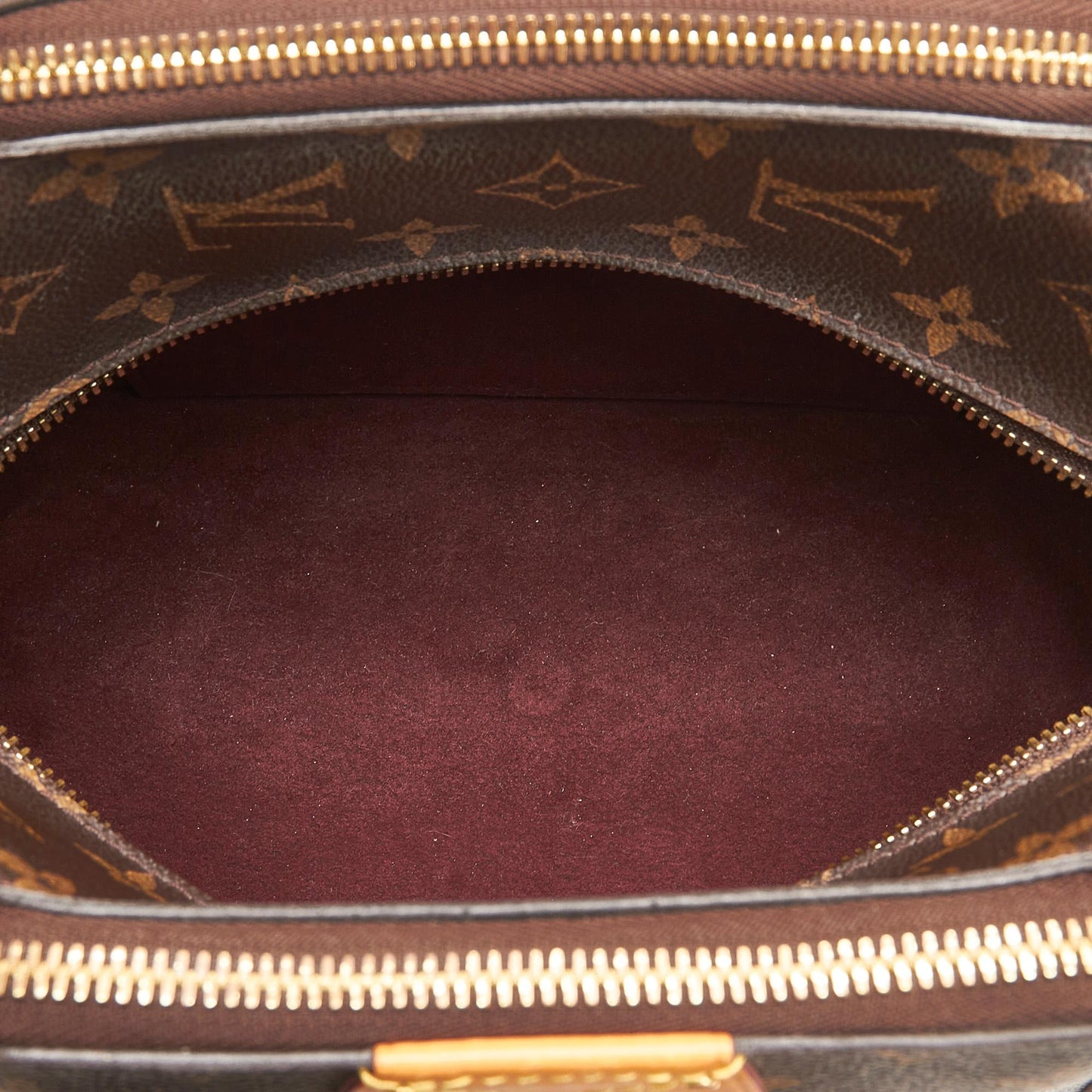 Louis Vuitton Monogram Marais MM (SHG-Sv1mpW)