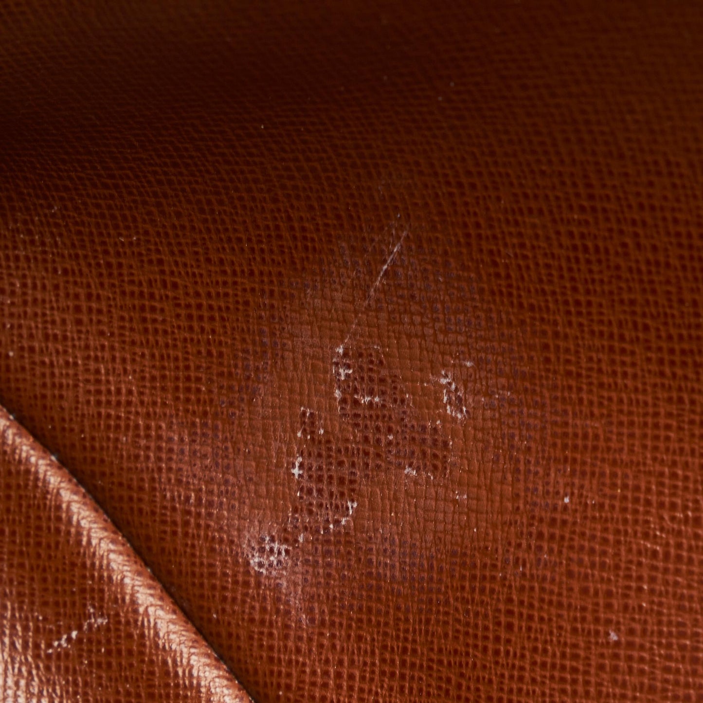 Louis Vuitton Monogram Marly Bandouliere (SHG-AMXCKn)
