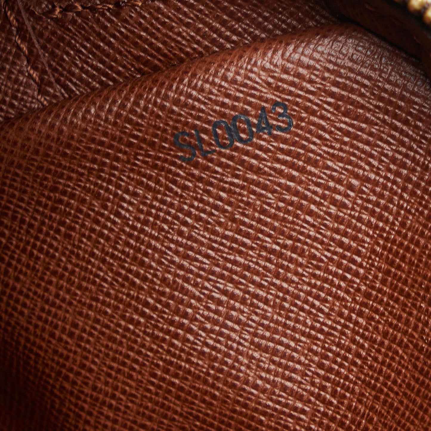 Louis Vuitton Monogram Marly Dragonne GM (SHG-nfICTg)