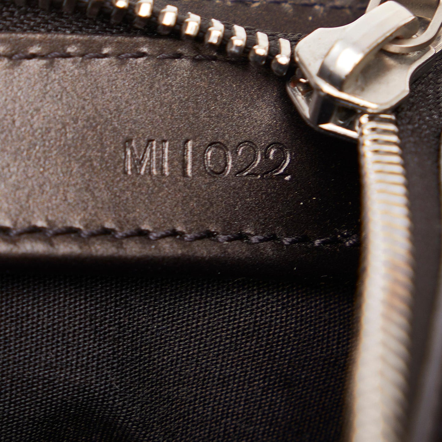 Louis Vuitton Monogram Mat Fowler (SHG-iDXQK3)
