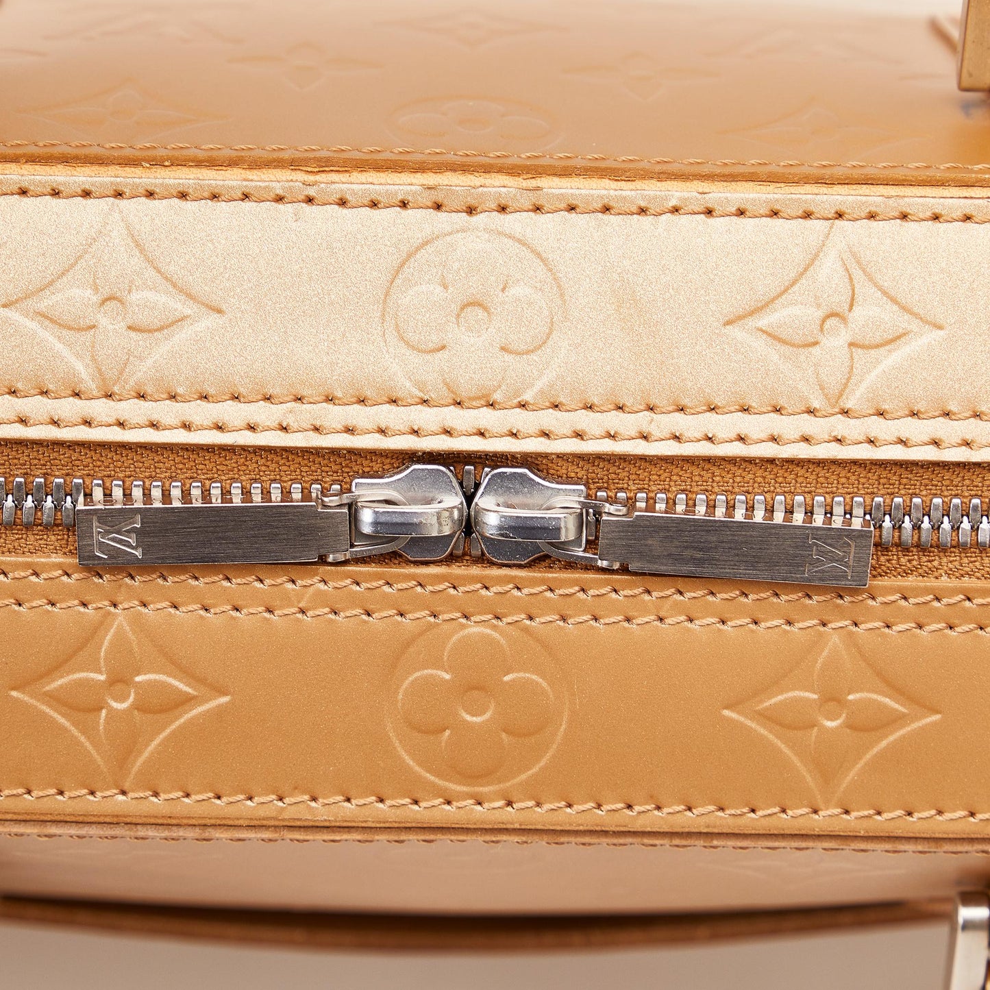 Louis Vuitton Monogram Mat Malden (SHG-iHedgx)
