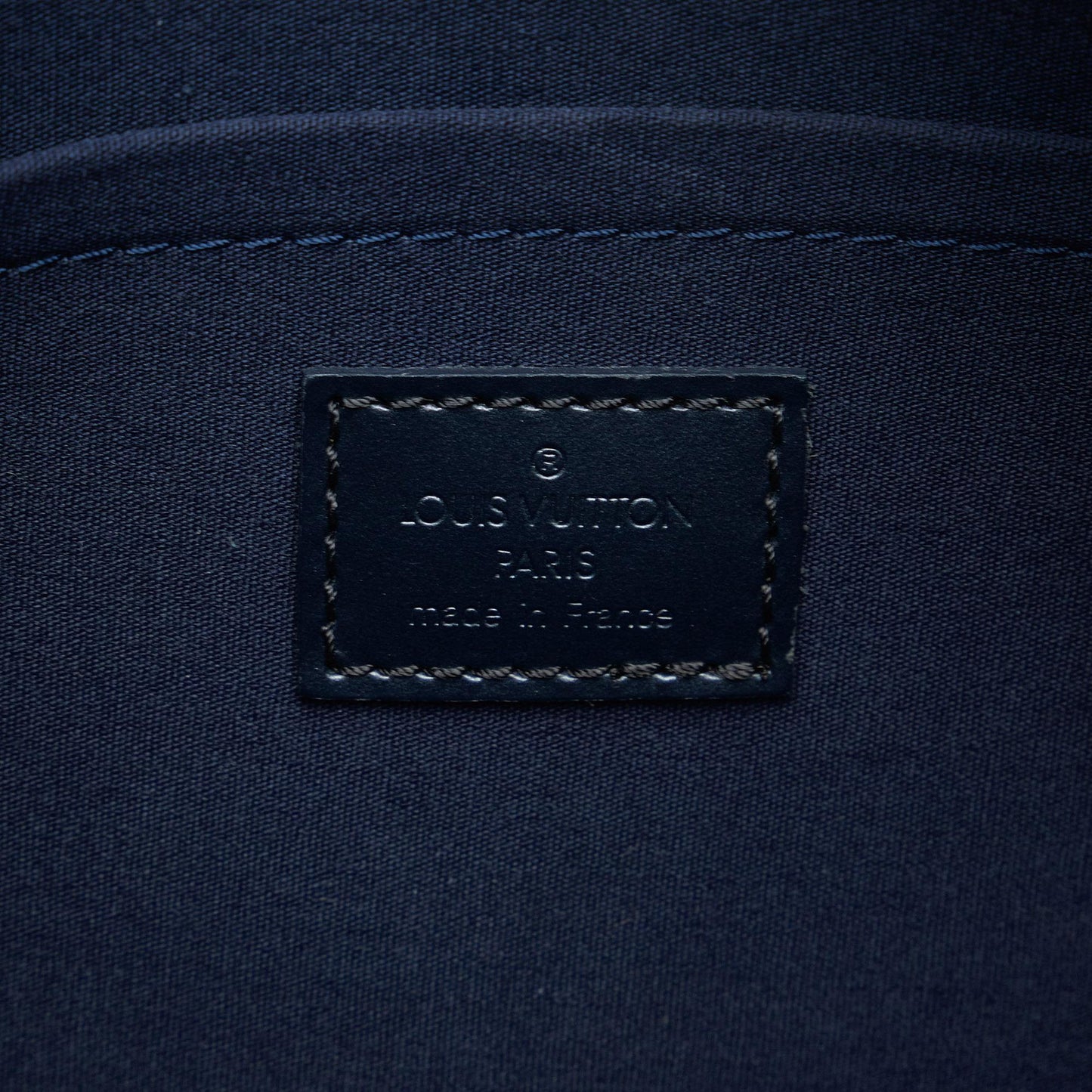 Louis Vuitton Monogram Mat Shelton (SHG-bxBlBs)