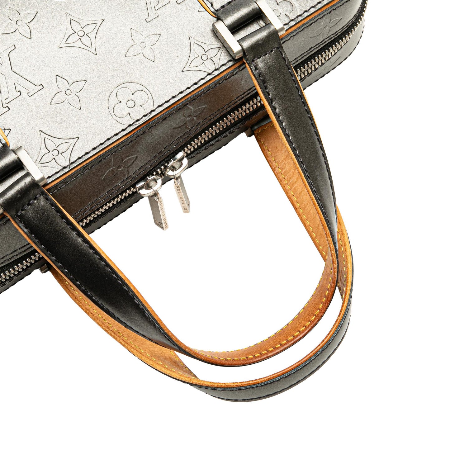 Louis Vuitton Monogram Mat Shelton (SHG-dE5A3H)