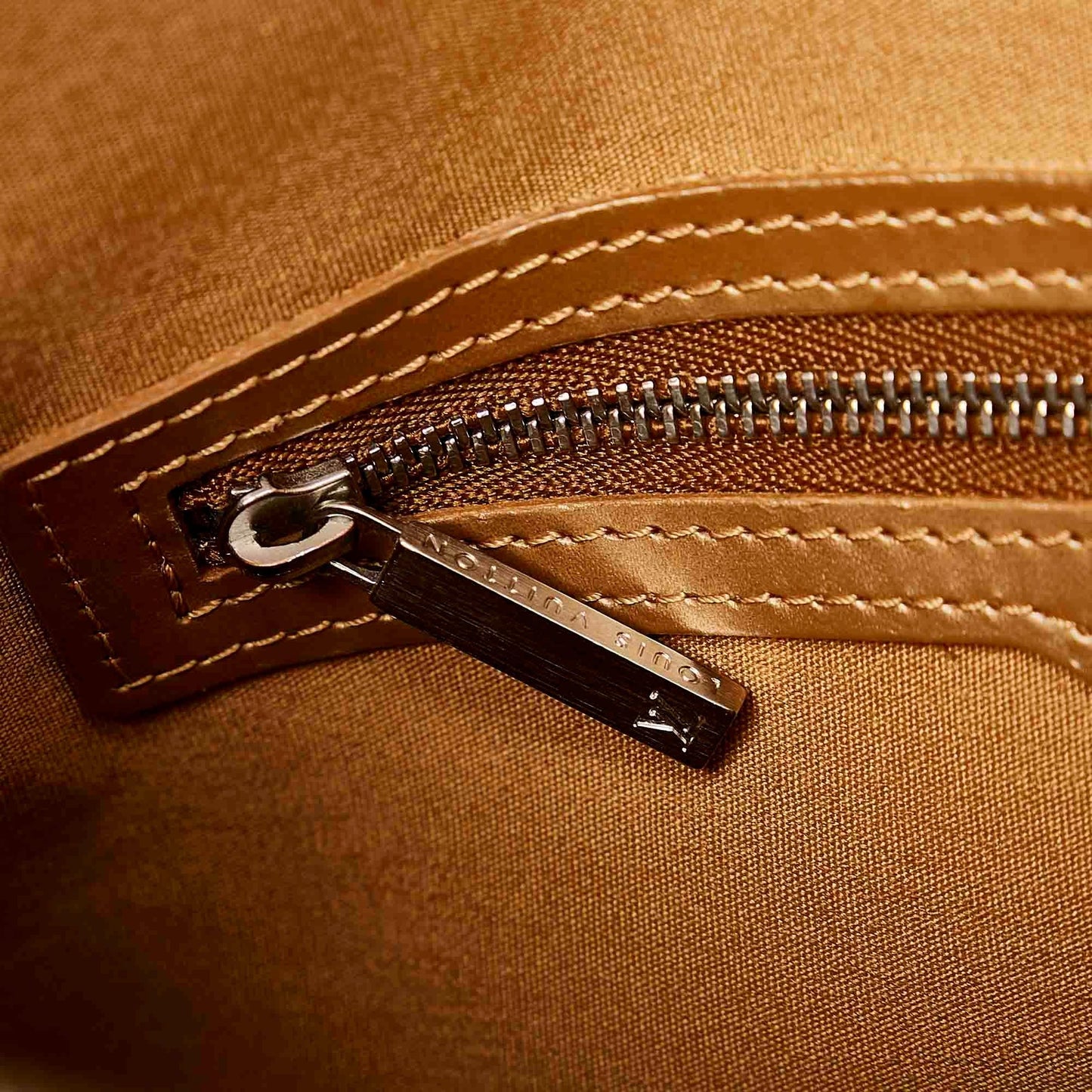 Louis Vuitton Monogram Mat Stockton (SHG-32647)