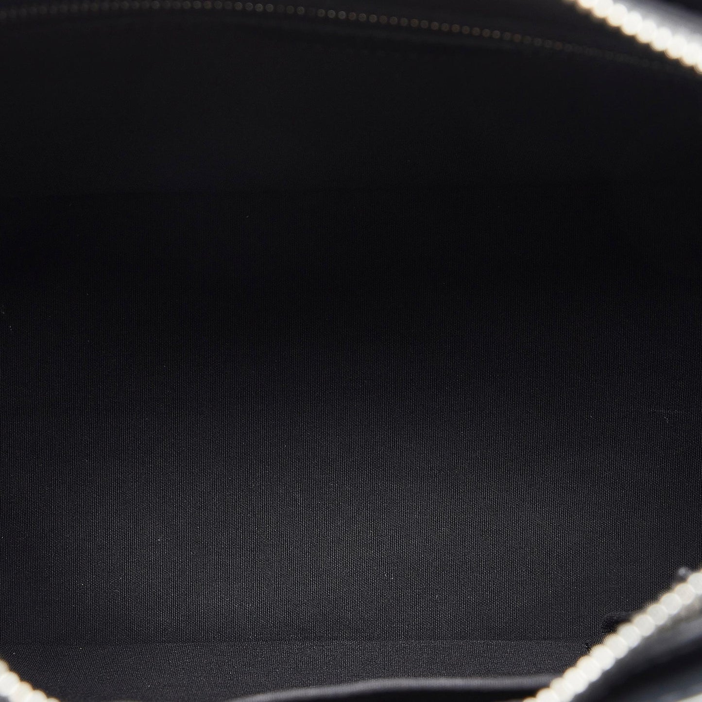 Louis Vuitton Monogram Mat Stockton (SHG-ZDV9Ay)