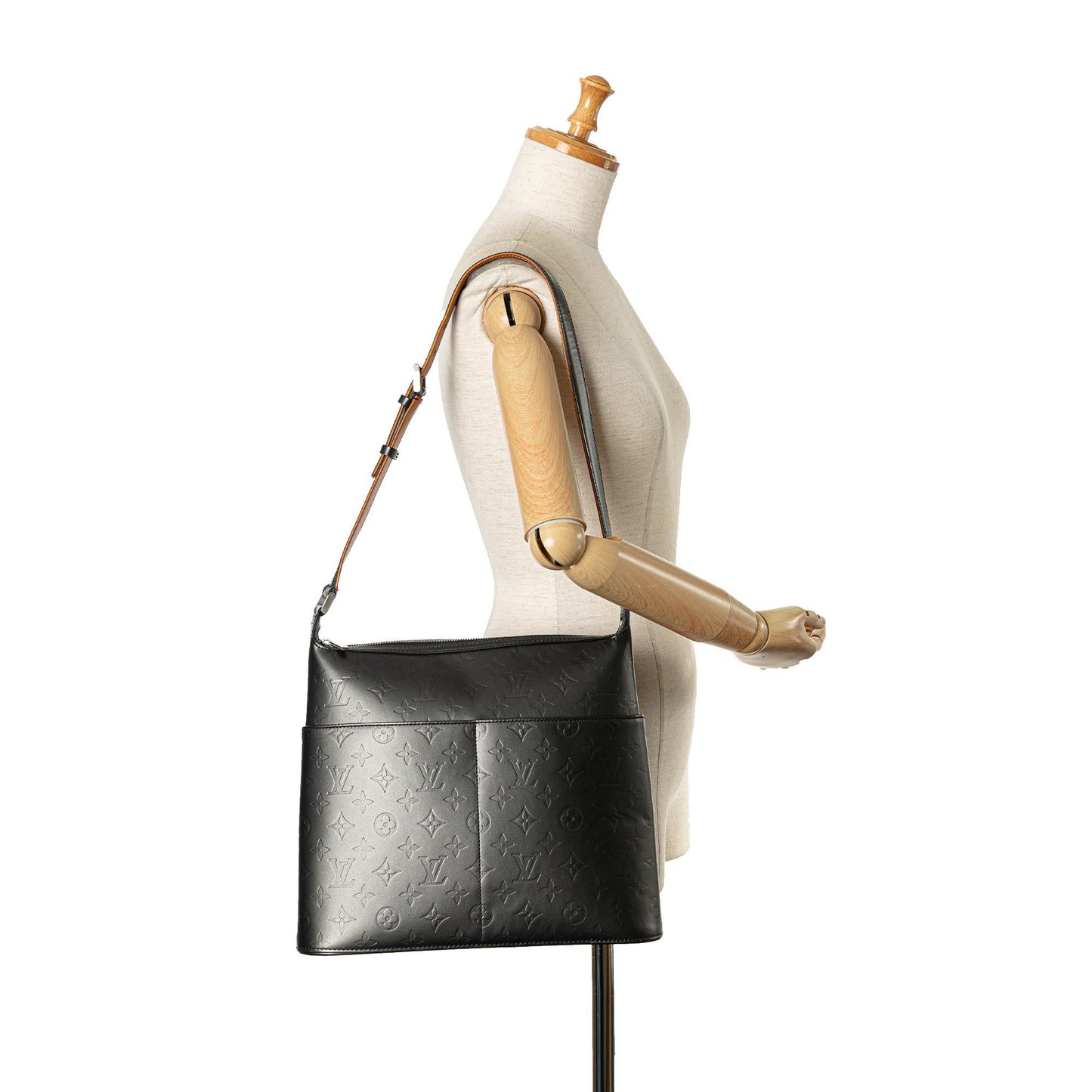 Louis Vuitton Monogram Mat Sutter (SHG-sqRmBq)