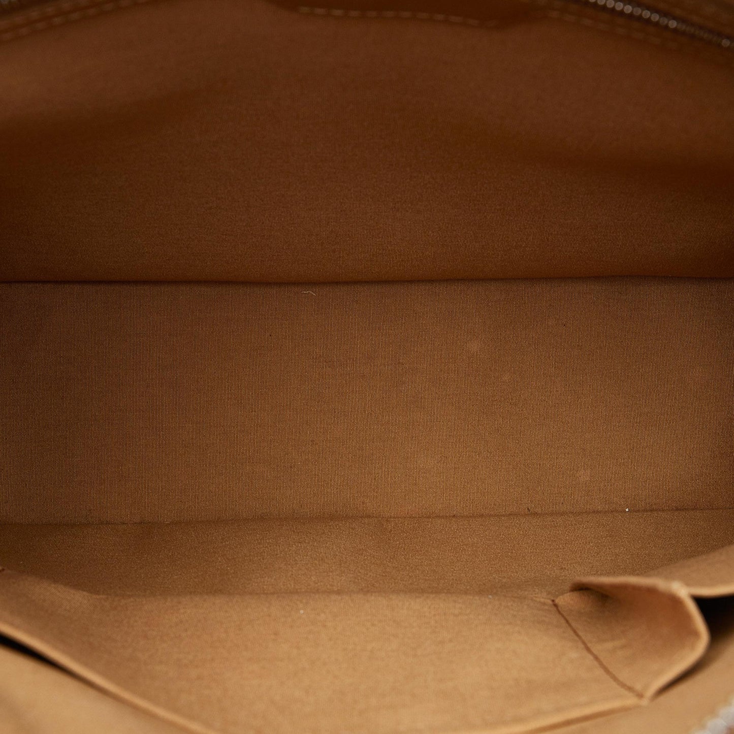 Louis Vuitton Monogram Mat Wilwood (SHG-1IVmq8)