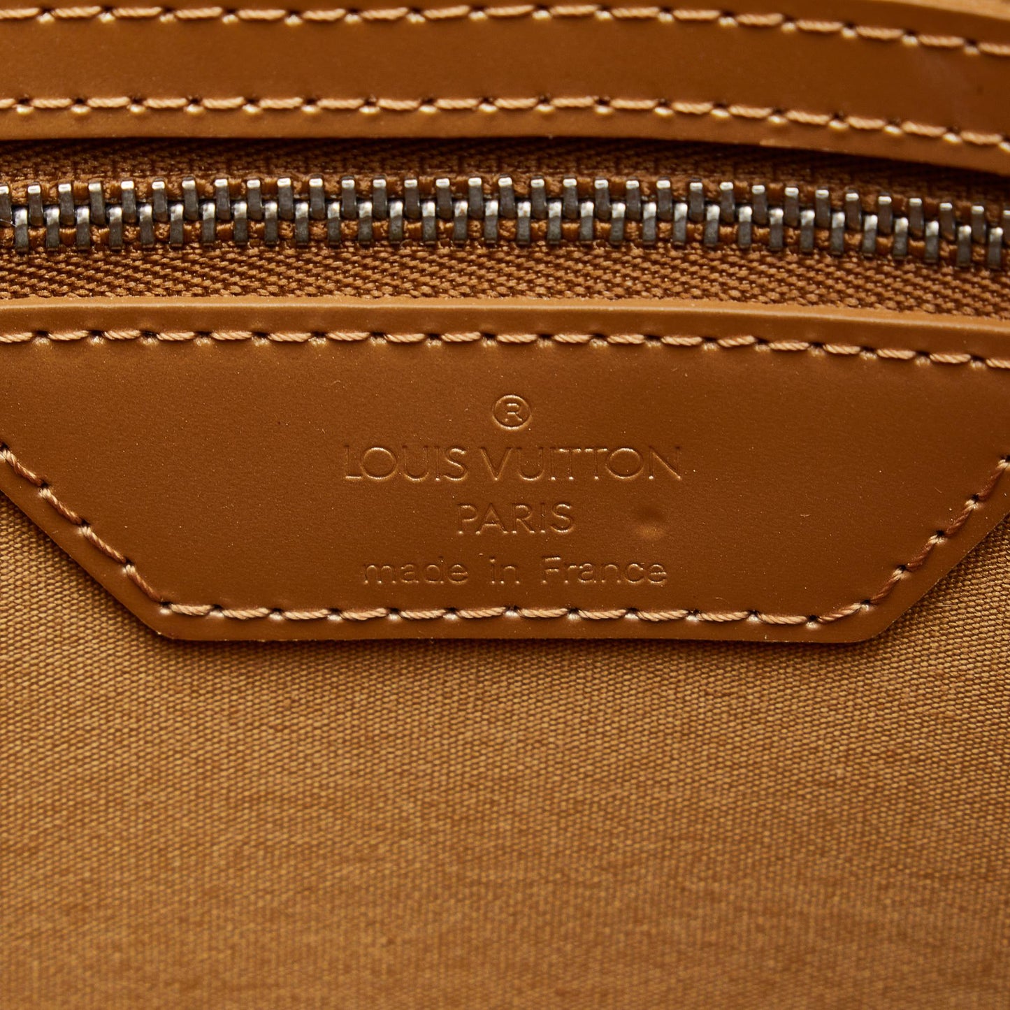 Louis Vuitton Monogram Mat Wilwood (SHG-Jf5VWv)