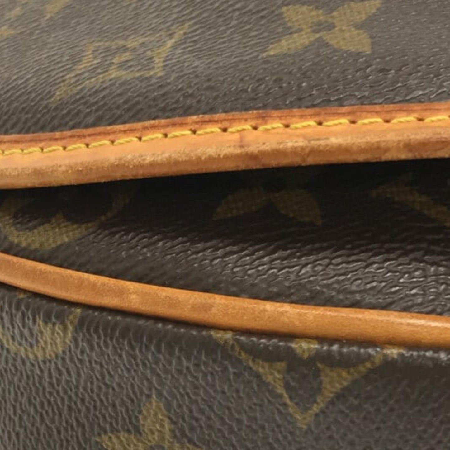 Louis Vuitton Monogram Menilmontant MM (SHG-EHgcVF)