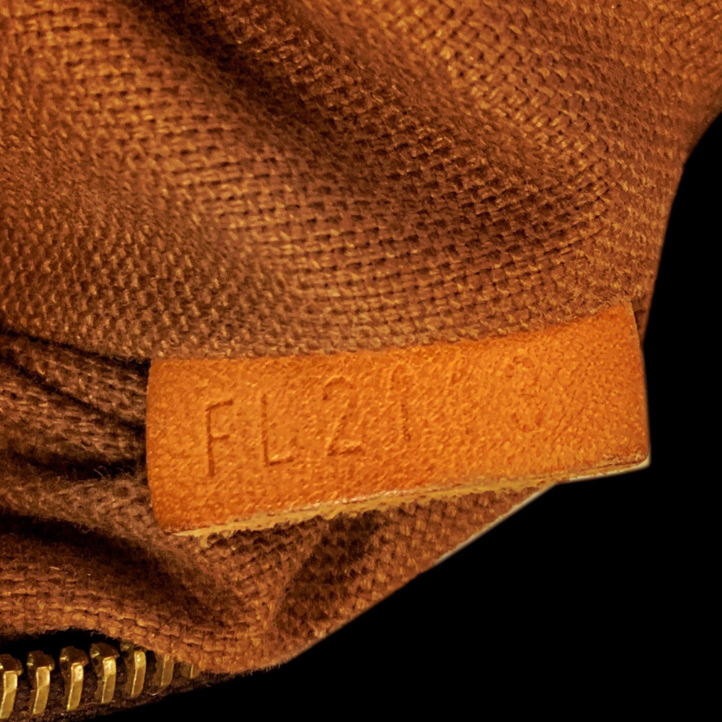 Louis Vuitton Monogram Metis Shoulder Bag (SHG-37979)