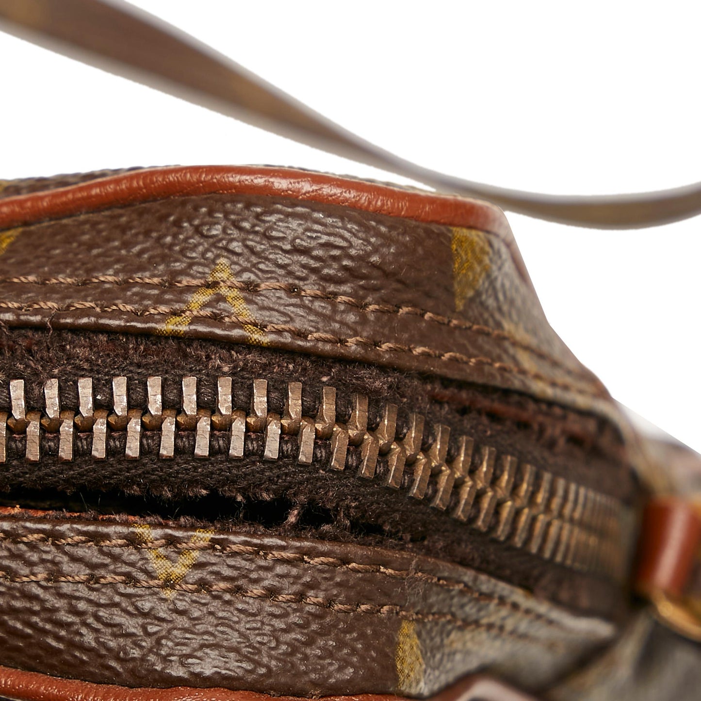 Louis Vuitton Monogram Mini Danube (SHG-32223)