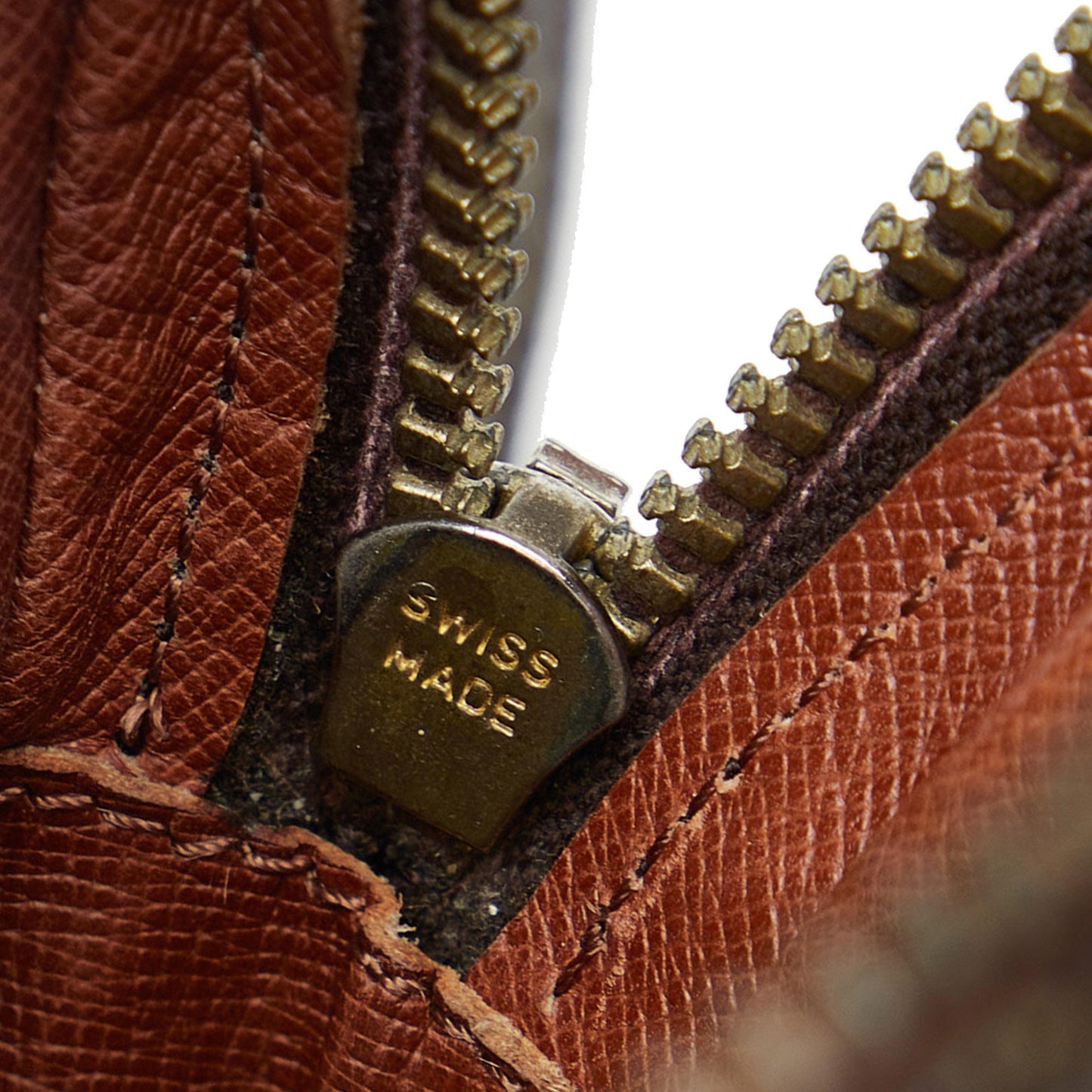 Louis Vuitton Monogram Mini Danube (SHG-cKX3J5)