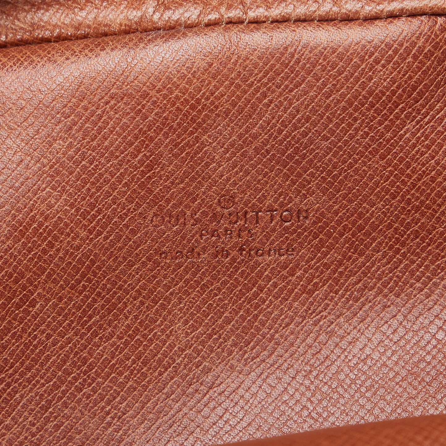 Louis Vuitton Monogram Mini Danube (SHG-cKX3J5)