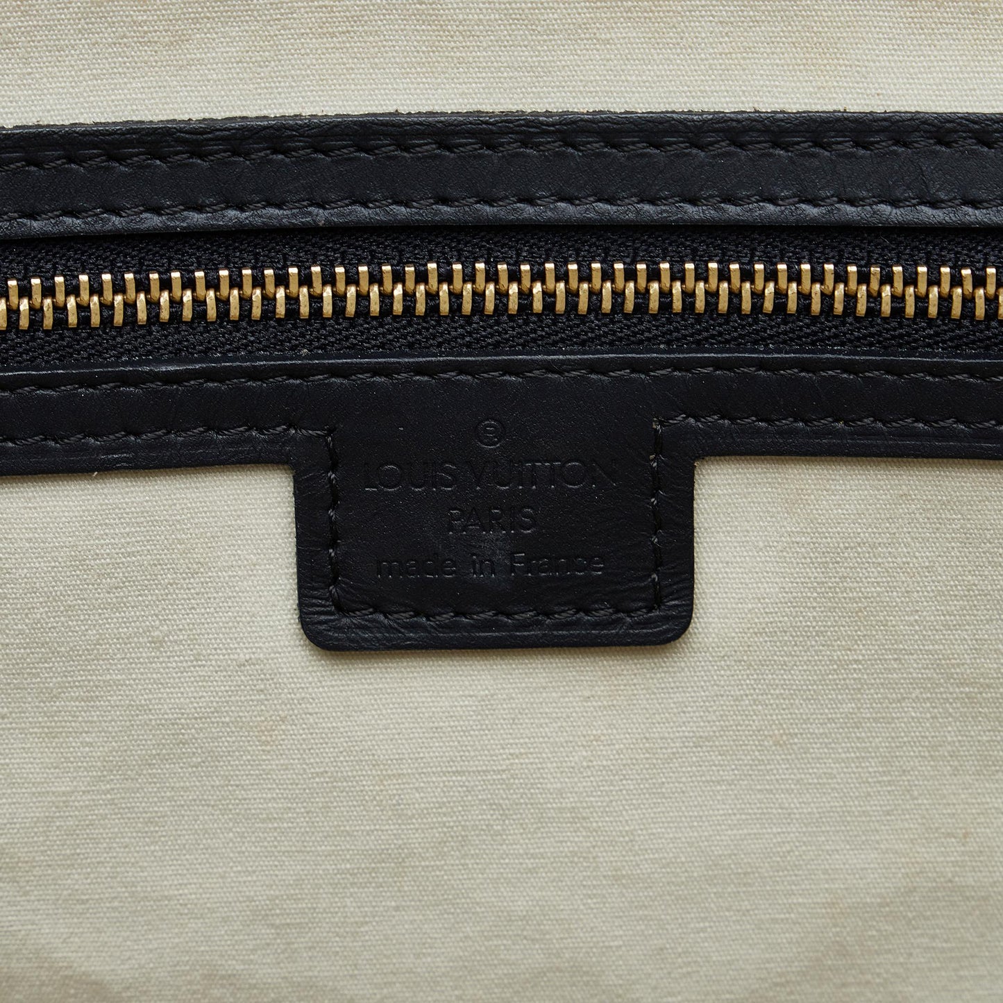 Louis Vuitton Monogram Mini Lin Josephine GM (SHG-YWeFsa)