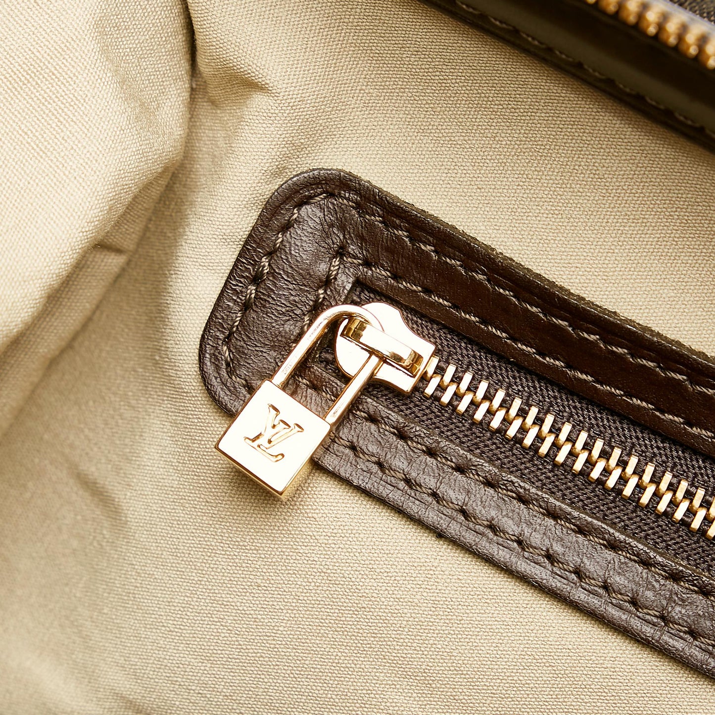 Louis Vuitton Monogram Mini Lin Josephine PM (SHG-36375)