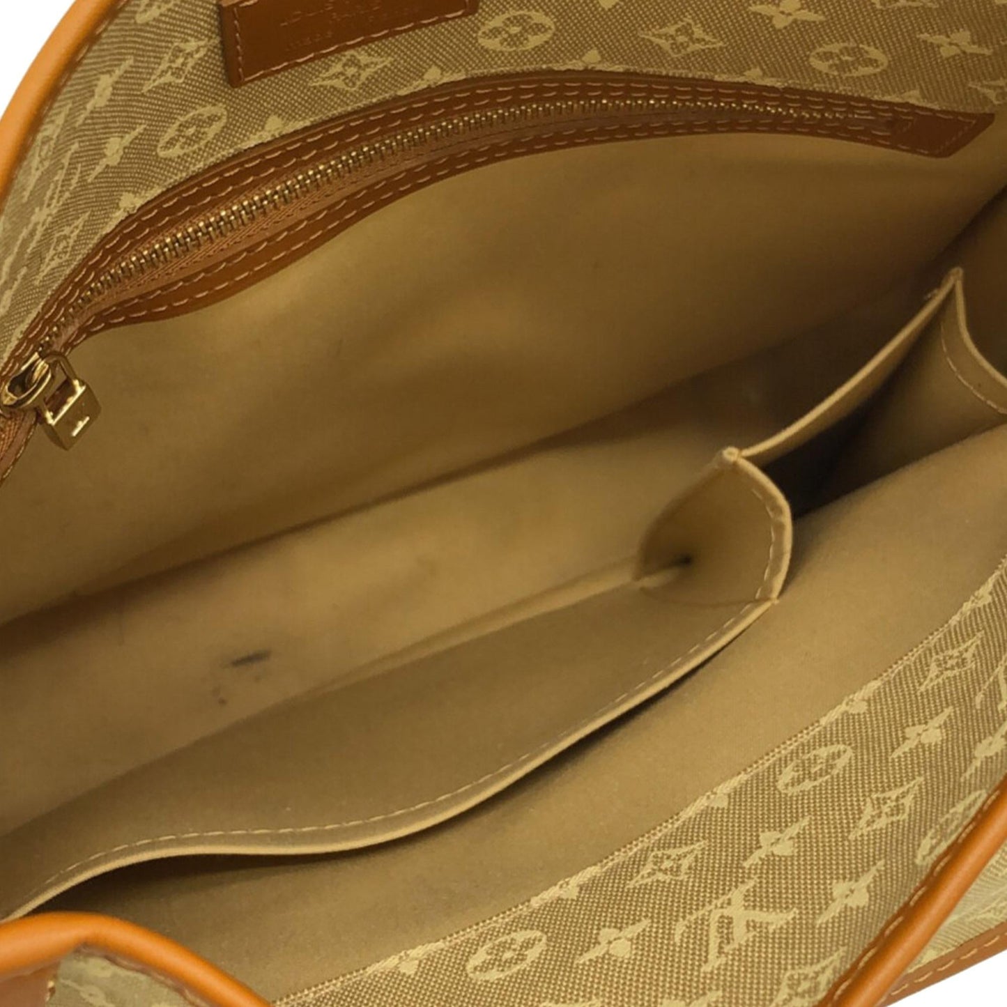 Louis Vuitton Monogram Mini Lin Mary Kate (SHG-Afbm9r)
