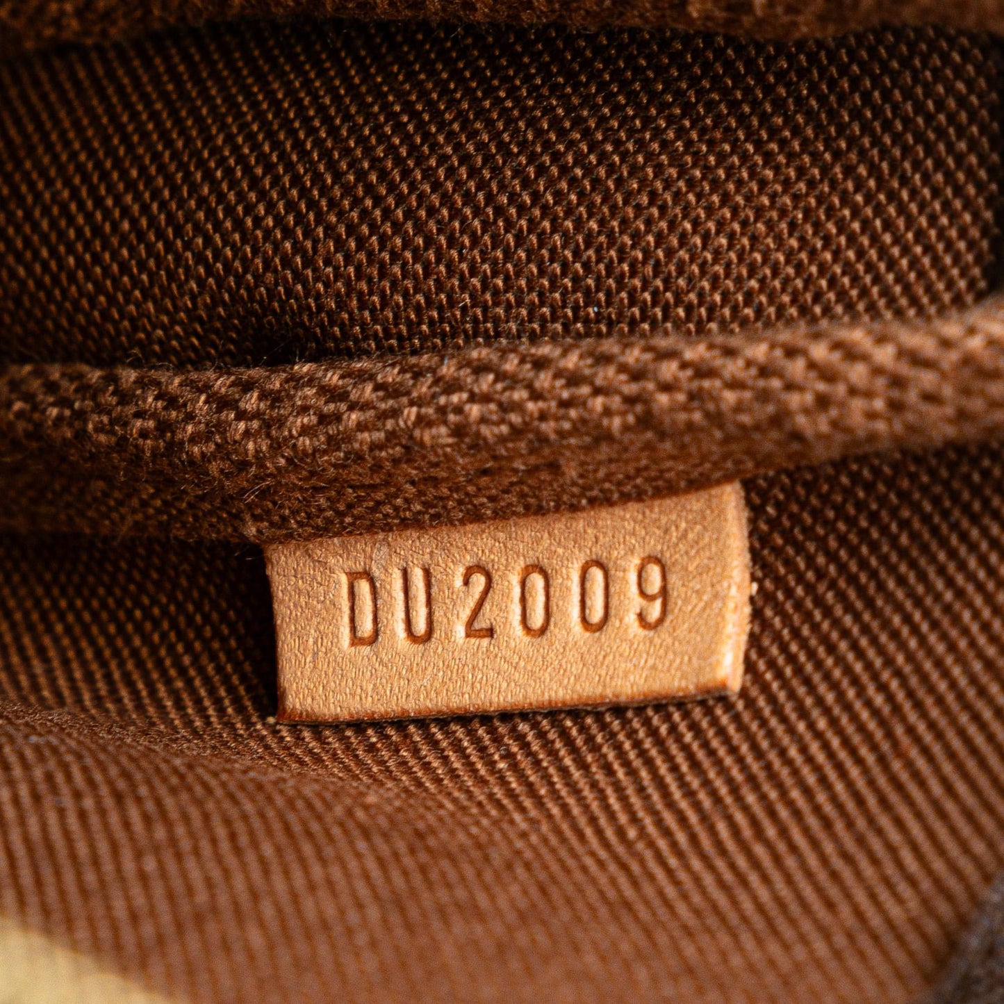 Louis Vuitton Monogram Mini Pochette Accessoires (SHG-N1DcaB)
