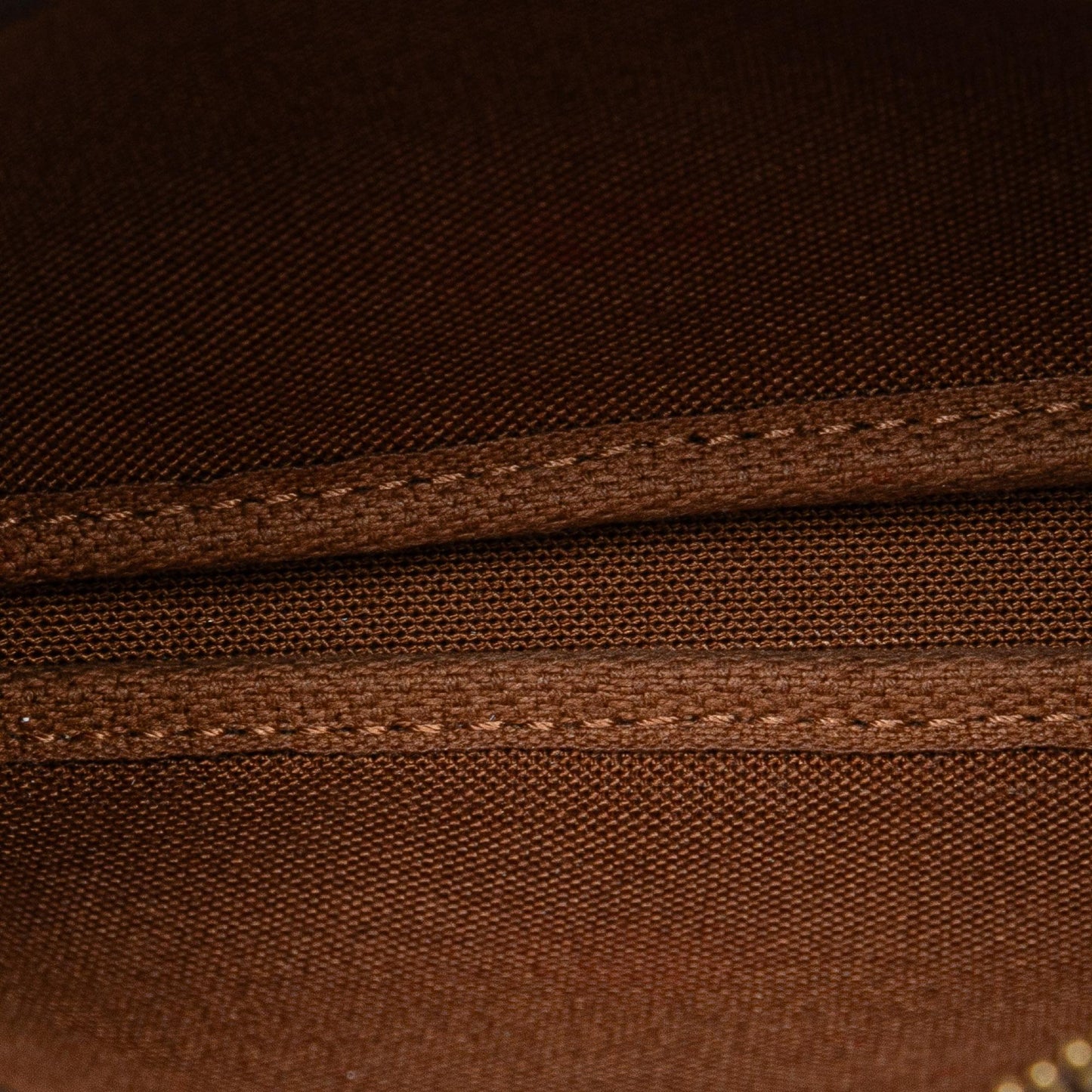 Louis Vuitton Monogram Mini Pochette Accessoires (SHG-HpdKUt)