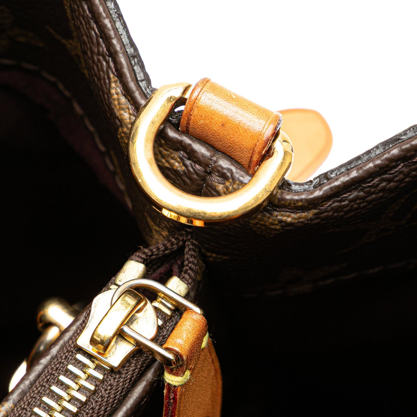 Louis Vuitton Monogram Montaigne MM
