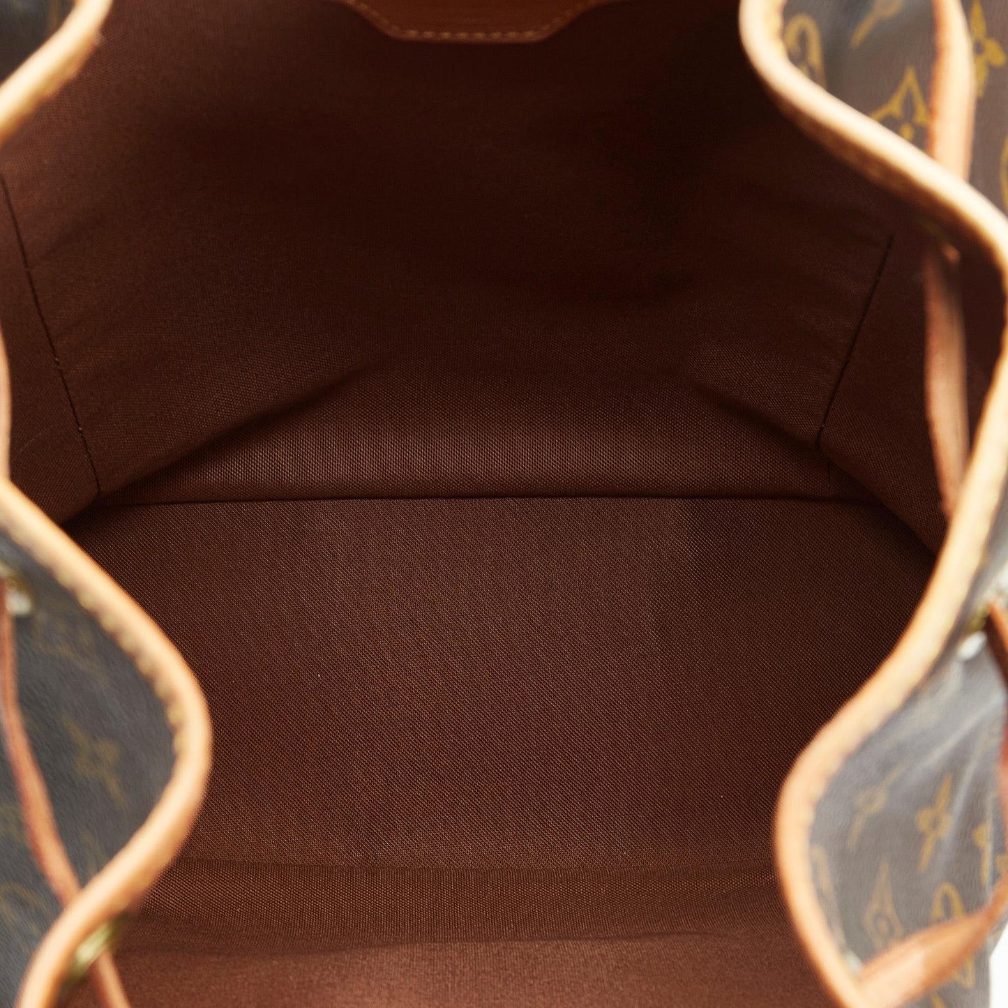 Louis Vuitton Monogram Montsouris MM (SHG-vwY9hL)