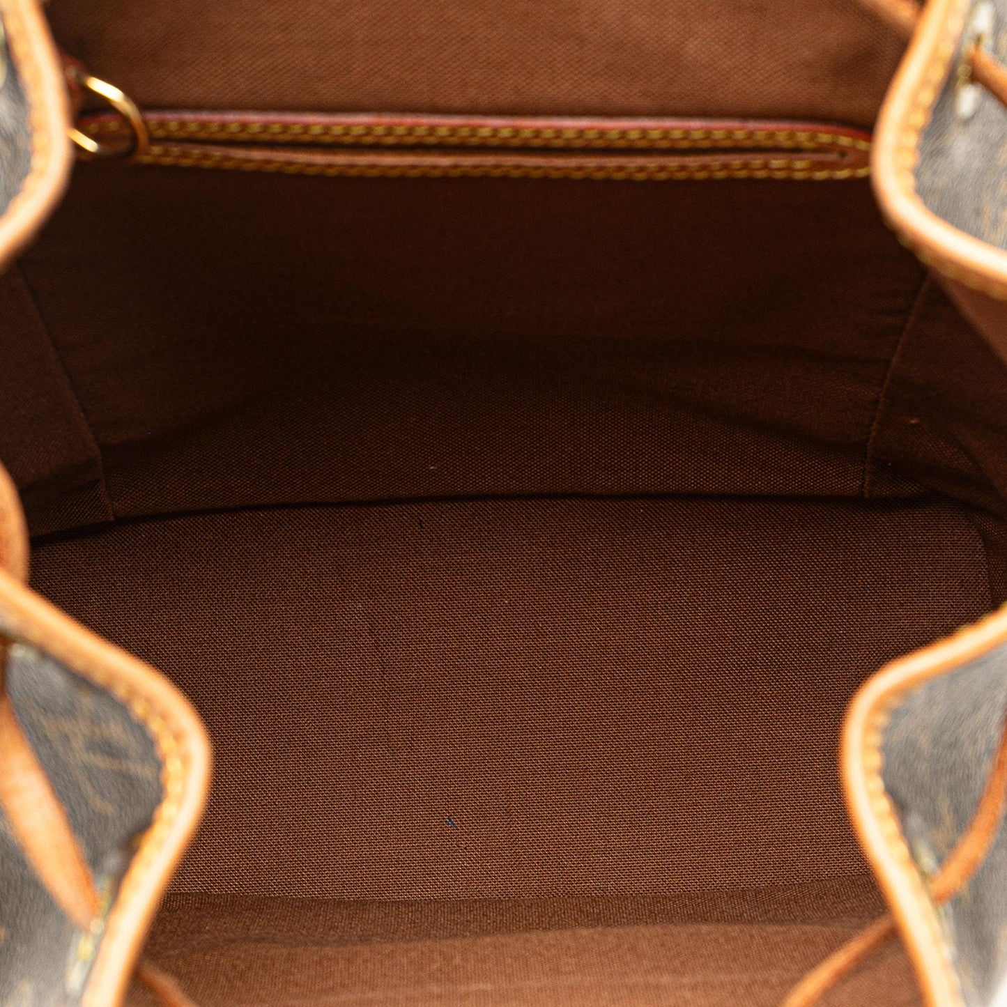 Louis Vuitton Monogram Montsouris MM (SHG-IZA1xk)