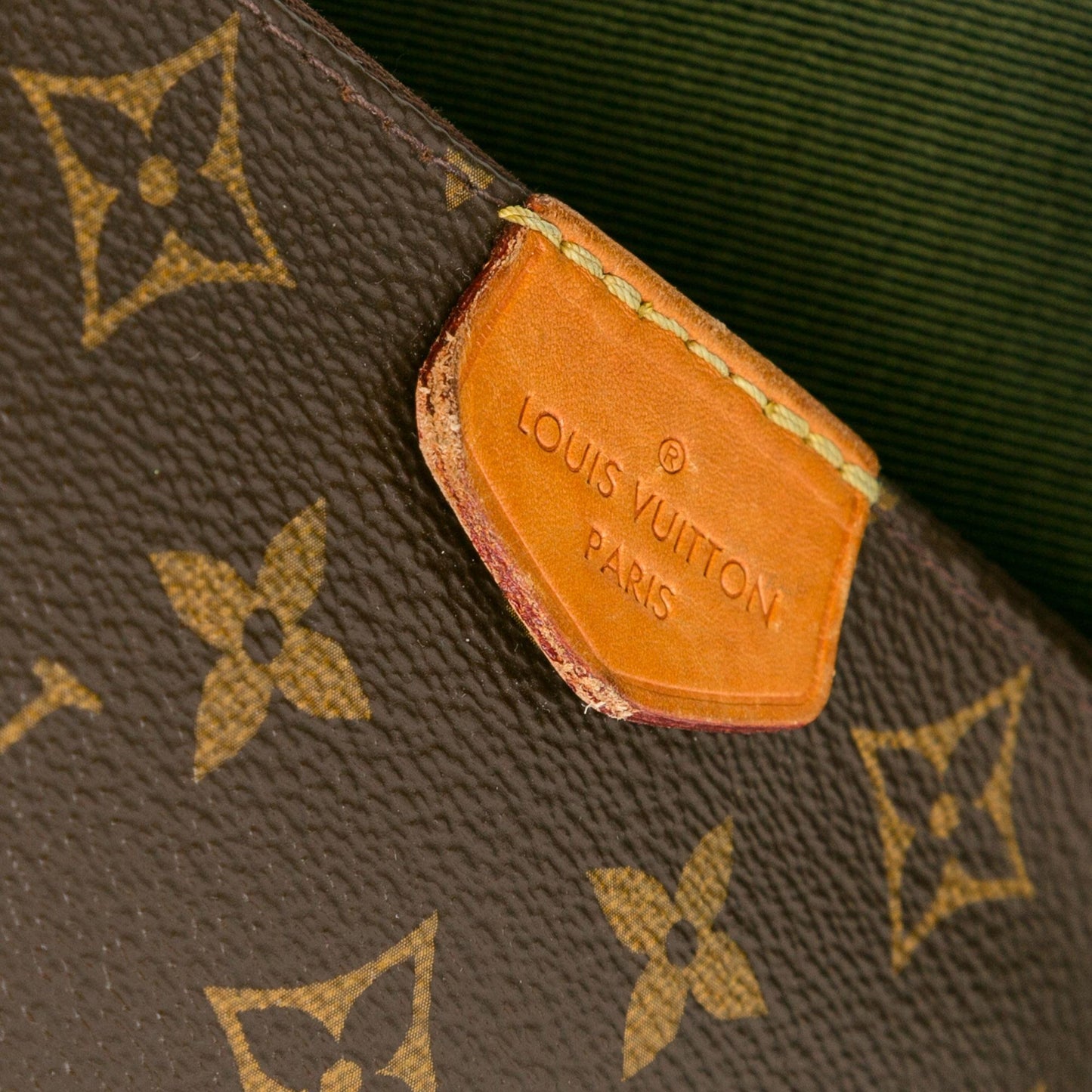 Louis Vuitton Monogram Multi Pochette Accessoires (SHG-NgMR8A)
