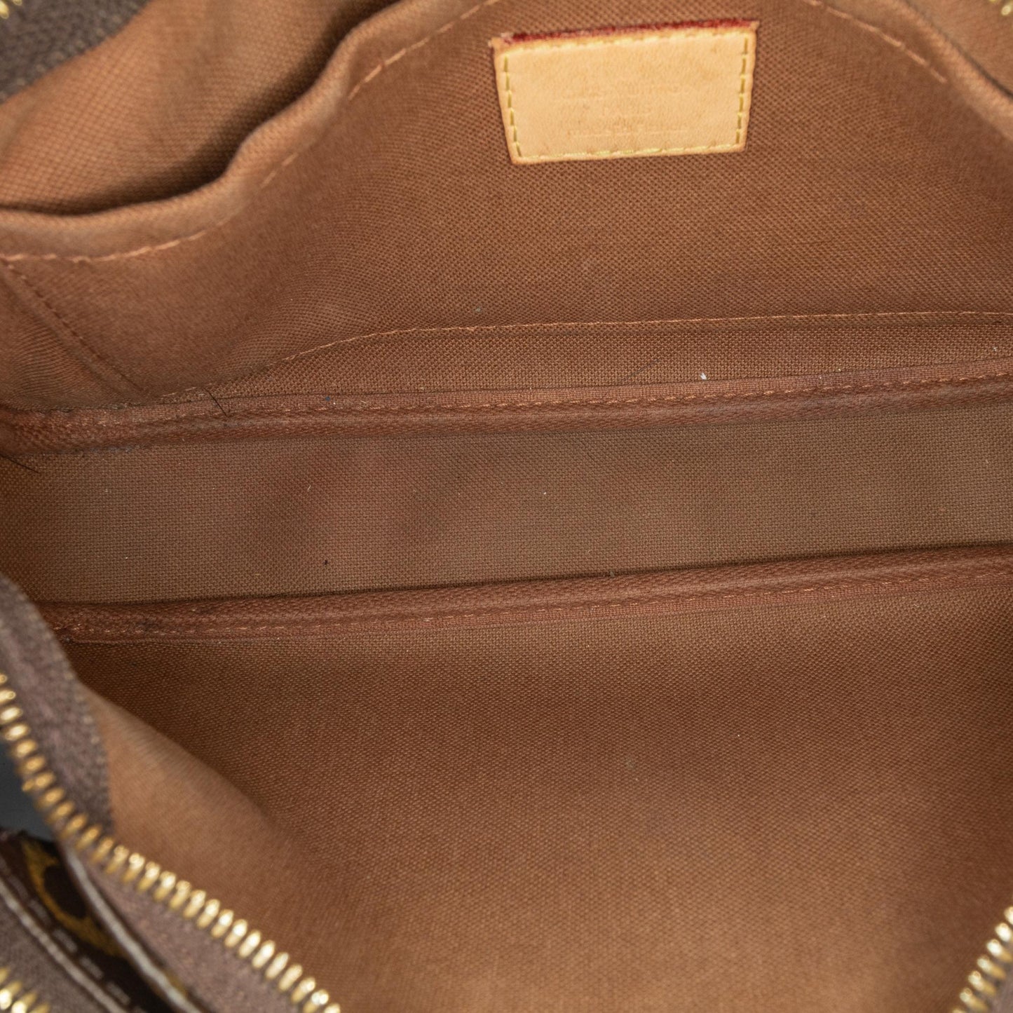 Louis Vuitton Monogram Multi Pochette Accessoires (SHG-NgMR8A)
