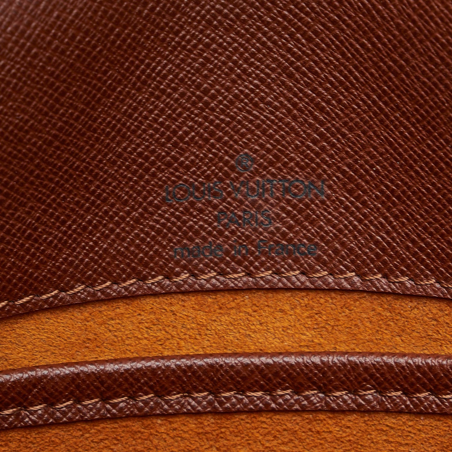 Louis Vuitton Monogram Musette Tango Long Strap (SHG-Ipi8Dx)