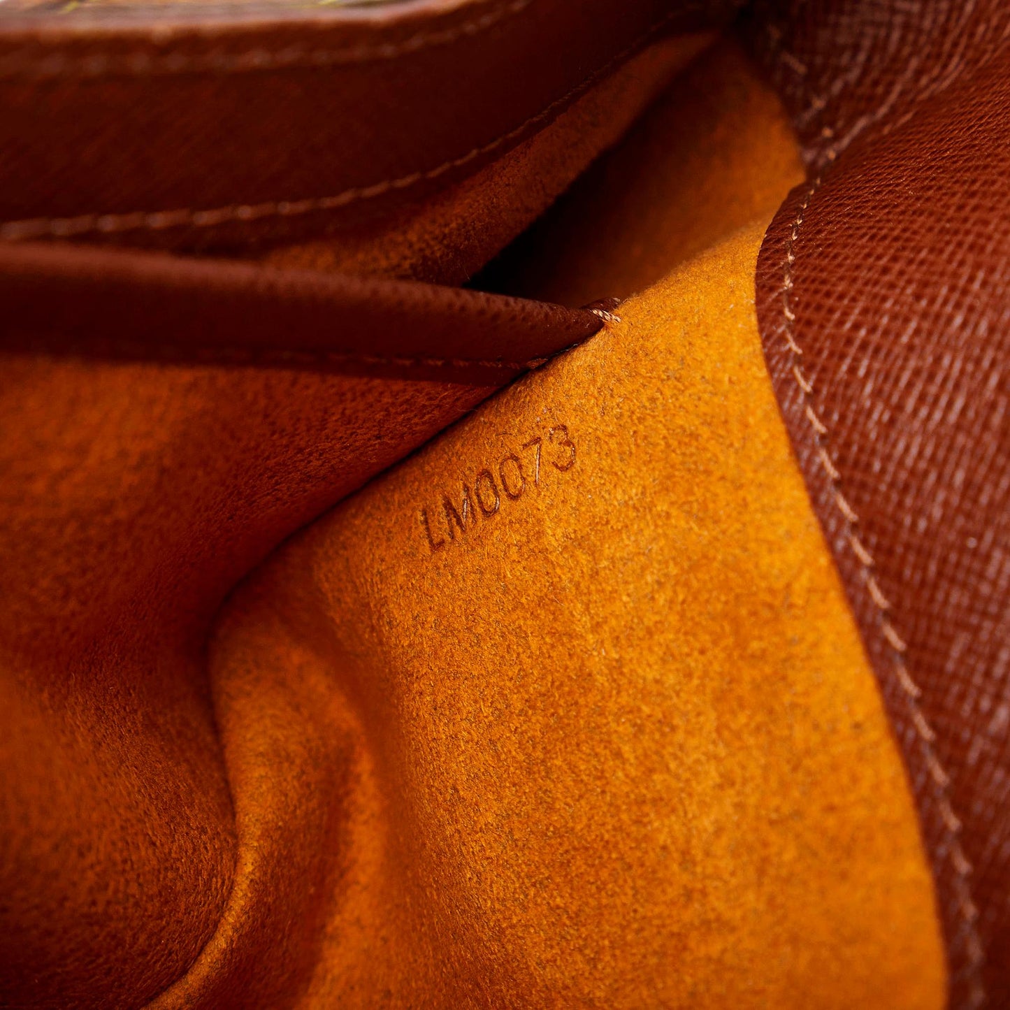 Louis Vuitton Monogram Musette Tango Long Strap (SHG-vusHB1)