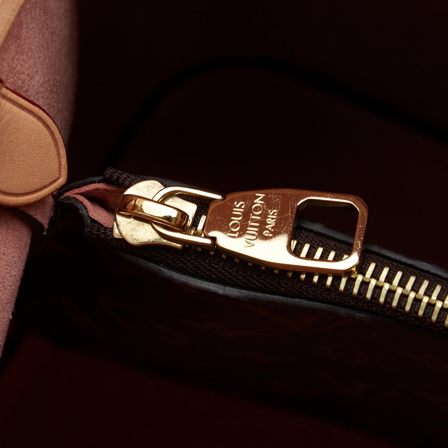 Louis Vuitton Monogram NeoNoe MM (SHG-sBqYNz)