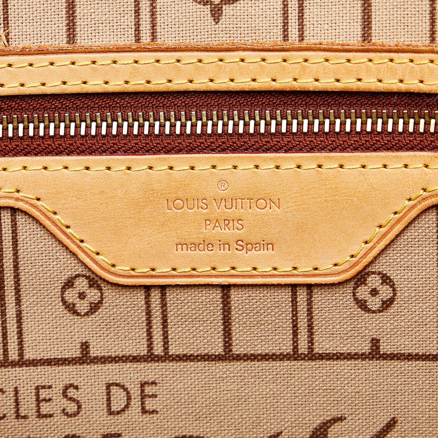 Louis Vuitton Monogram Neverfull GM (SHG-EjWQLA)