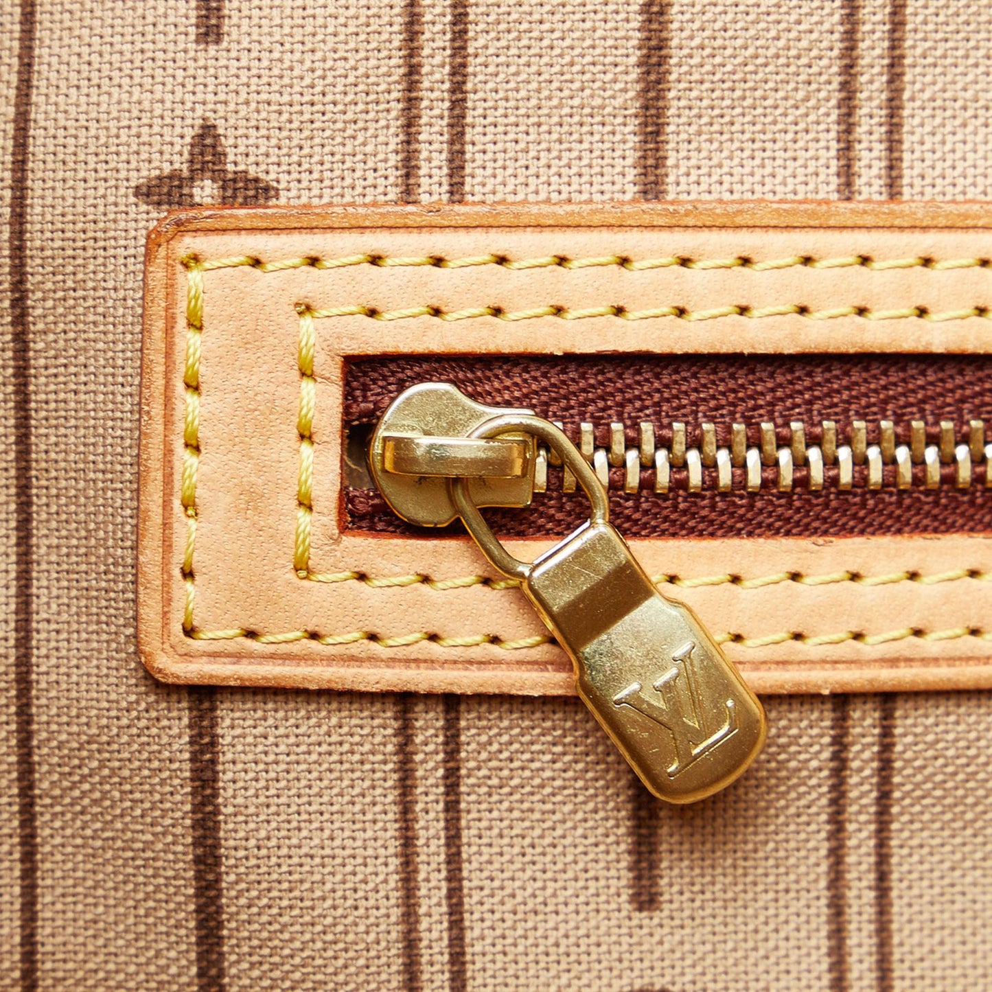 Louis Vuitton Monogram Neverfull MM (SHG-ELZuWB)