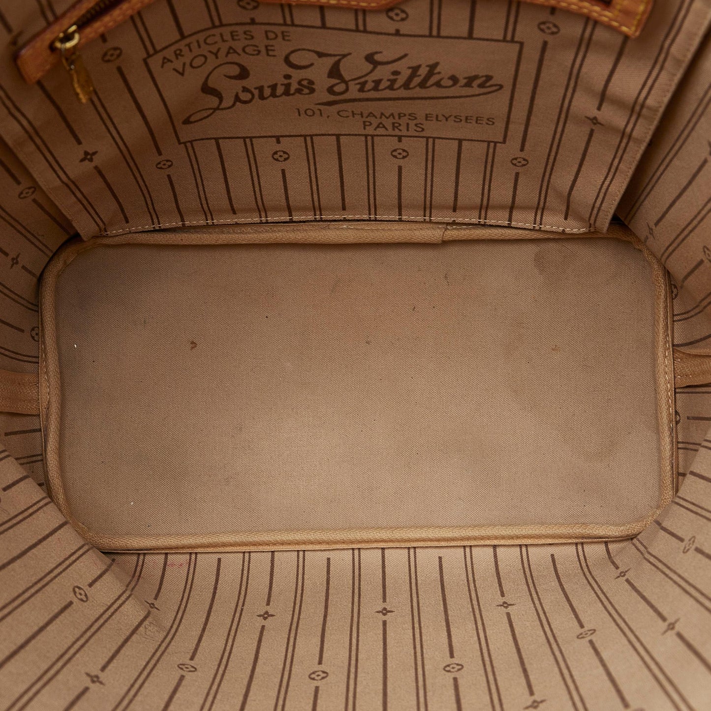 Louis Vuitton Monogram Neverfull MM (SHG-BNJR2j)