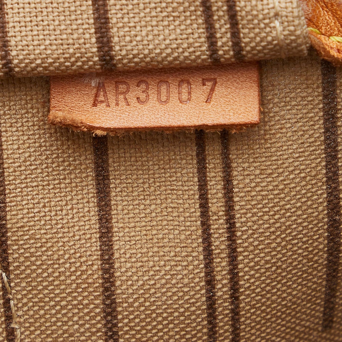 Louis Vuitton Monogram Neverfull MM (SHG-G2DgIA)